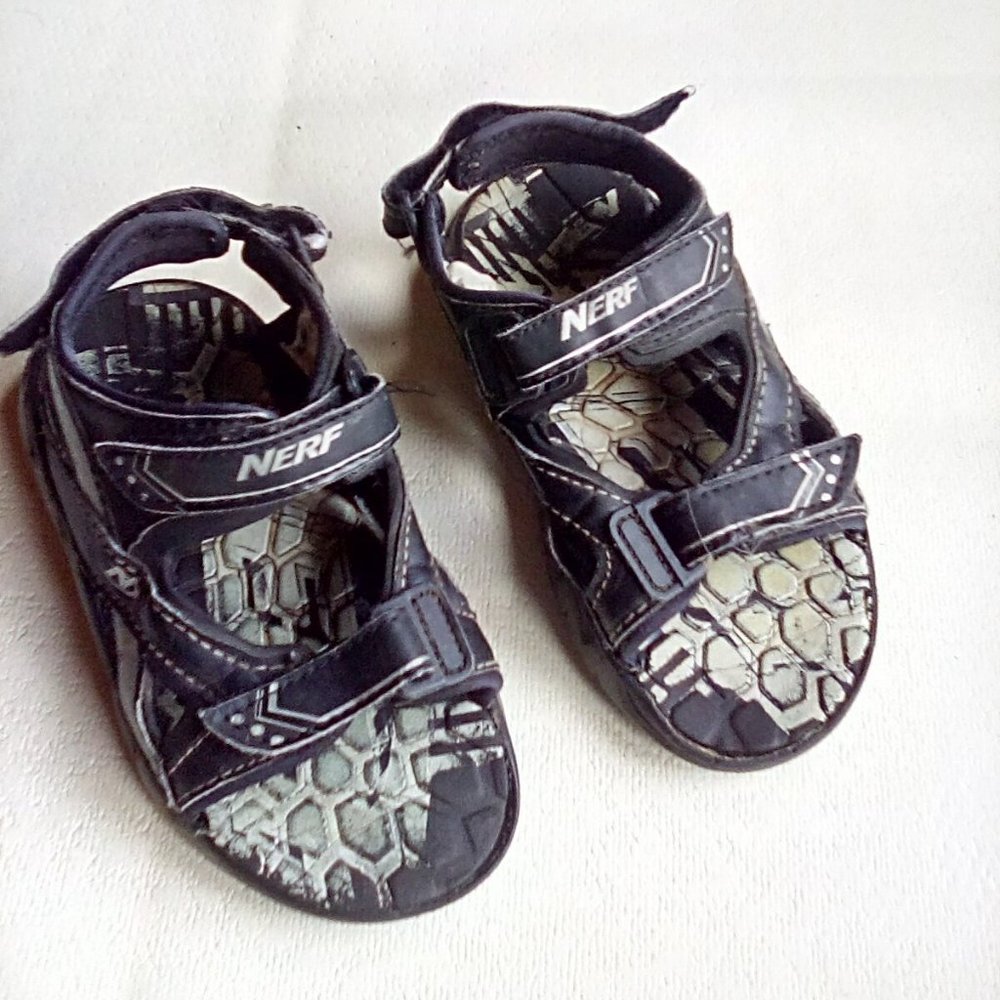 Nerf Boys Sandals Kids Size 11